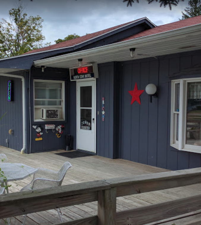 North Star Motel - Old Postcard View (newer photo)